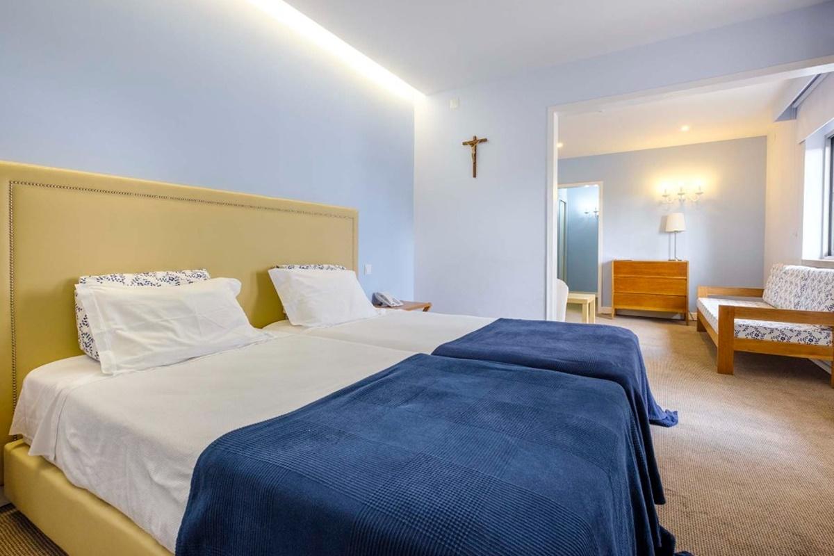 Отель Crisol Tres Pastorinhos Фатима Экстерьер фото